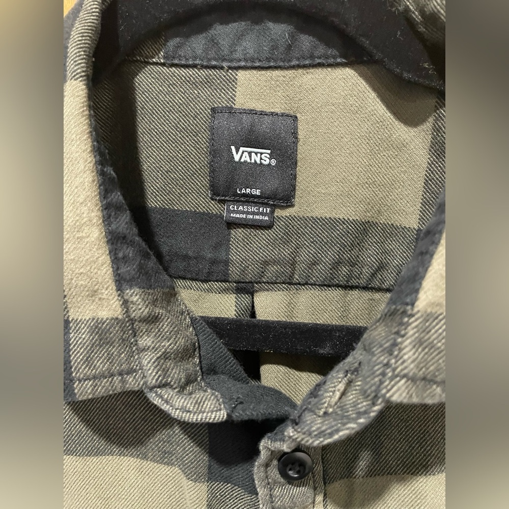 Black and Olive Plaid Button-Up long sleeve shirt - Picture 3 of 3